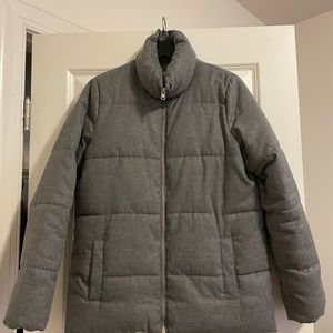 Old Navy Women’s Grey Puffer Jacket Size Small